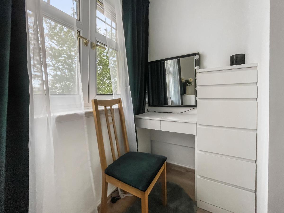 Comfortable 2 Bedroom Flat In The City Centre Edinburgh Eksteriør billede